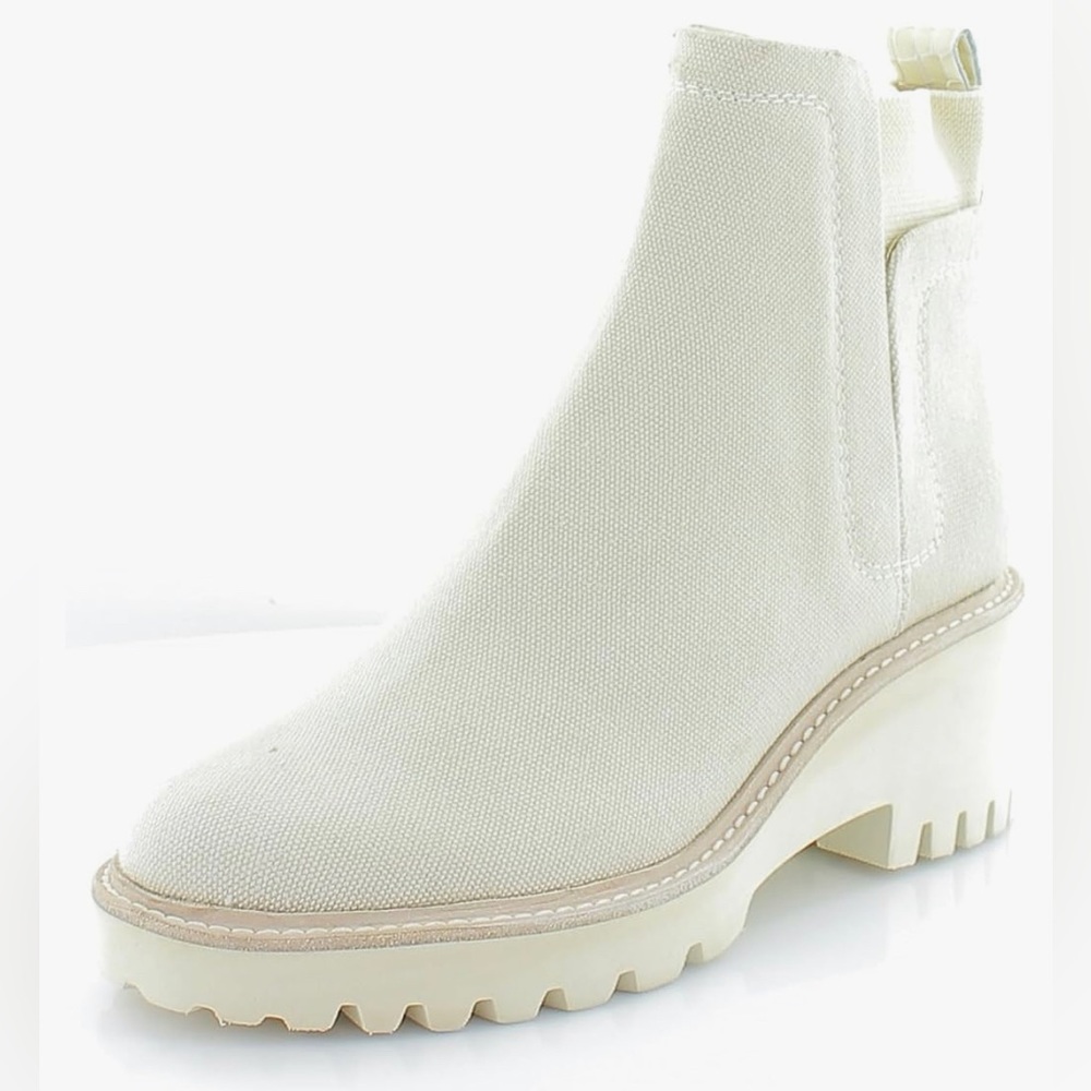 New, Dolce Vita Women's Huey Chelsea Boot, 9.5, sandstone canvas